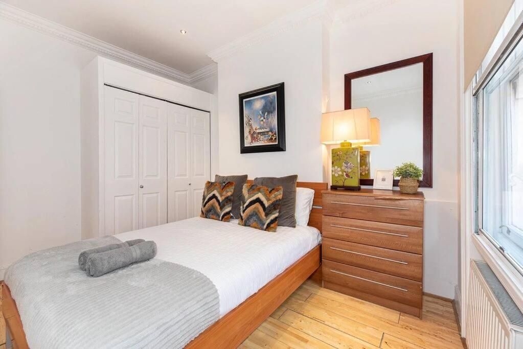 Discover London Central 2 Bedroom In Kensington Buitenkant foto
